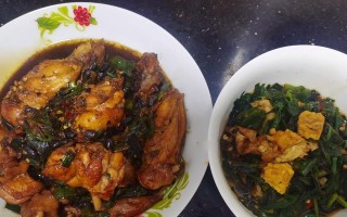 蒜苔炒鸡丝，让你口感爽脆，回味无穷（家常美食，做法简单，美味可口）