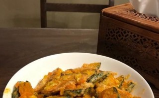 美味健康，鸭蛋黄焗南瓜（用南瓜和鸭蛋黄做一道美味健康的菜肴）