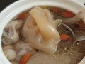 滋补佳品，鲜美可口的鱼胶鸡爪汤（做法详解，滋味鲜美，营养丰富）