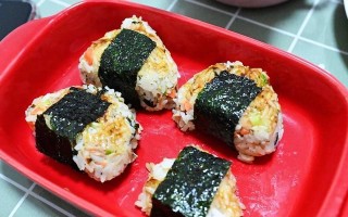 玉米鲔鱼饭糰的制作方法（健康美味的日式料理，让你欲罢不能）