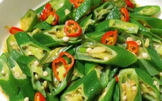 咸肉片炒秋葵（家庭美食，美味又营养）