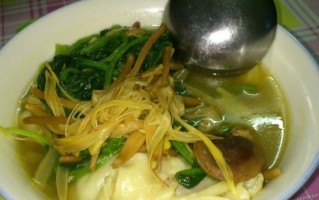 香菇木耳黄花菜面的制作方法（做出香气扑鼻、口感丰富的面条佳肴）