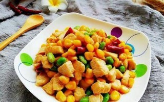 家常美食——野蕨炒鸡丁（以野蕨为主角，制作口感绝佳的鸡肉料理）