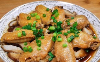 香菇蒸翅根（美味营养的健康美食）