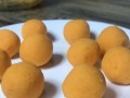 五彩糯米糍，一道美味的传统糕点（手工制作五彩糯米糍，让你的味蕾享受美食的盛宴）