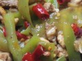 莴笋烧鸡，营养美味双丰收（健康莴笋与鲜嫩鸡肉的完美搭配）