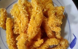 自制美味牙签鸡柳（用家常调料制作，健康又美味）