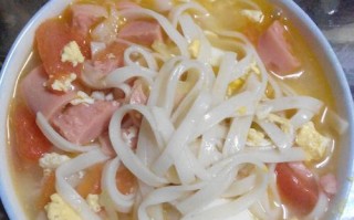 家常美食——以西红柿白菜鸡蛋面（营养健康，味道鲜美，如此简单的做法！）
