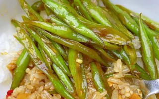 美味健康的芽菜四季豆烹饪秘籍（健康饮食，从芽菜四季豆开始）