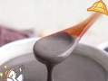 小米黑芝麻糊，打造健康美味（自制小米黑芝麻糊，方便易做的营养早餐）