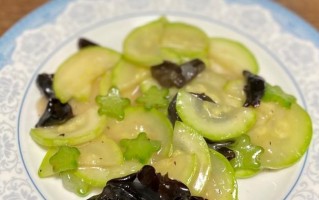香葱虾米炒木耳（鲜美营养，家常好味）