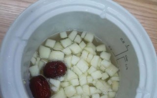 膳食健康，小米山药苹果粥（以小米山药为主材，营养丰富又美味的苹果粥）