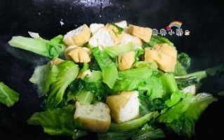 健康美味的肉未豆腐黑木耳生菜汤（家常菜谱，营养丰富）