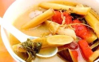 口感清爽，美味爆棚——薄荷味荤鲜汤的做法（清新味道，营养均衡，快来试试！）