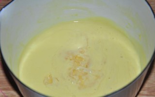 自制奶油芝士奶酪的做法（享受自家制作的美味奶酪）