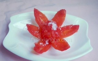 丰富生活，以西红柿皮花朵为主角（用废物变成美食的秘密，西红柿皮花朵）