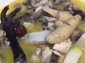家常美食-营养乌鸡炖土豆（香气四溢，味道美妙，让你瞬间回味）