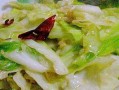 手撕糖醋包菜的做法（简单易学的家常美食，打造美味营养餐桌）