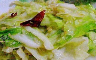 手撕糖醋包菜的做法（简单易学的家常美食，打造美味营养餐桌）