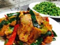 重庆经典回锅肉的制作方法（如何用最简单的方法做出美味回锅肉）