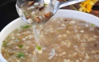 香菇牛肉羹制作步骤详解（美味营养双重保障，自制香菇牛肉羹让你健康饮食）