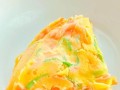 美味可口的以西葫芦胡萝卜丝鸡蛋饼（轻松学做，让你体验不一样的美食体验）