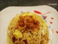 蟹子虾米蛋炒饭的制作方法（美味可口的家常炒饭，用优质材料制作）