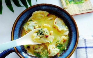 以蔬菜皮为主材料的美食（使用厨余垃圾制作健康美食，减少浪费，保护环境）