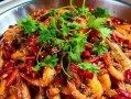 香辣干锅排骨虾的做法（家庭料理大全、学习川菜、香辣鲜美）