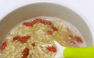 美味健康小米燕麦胡萝卜粥（以小米燕麦胡萝卜粥的做法为主题的分享）