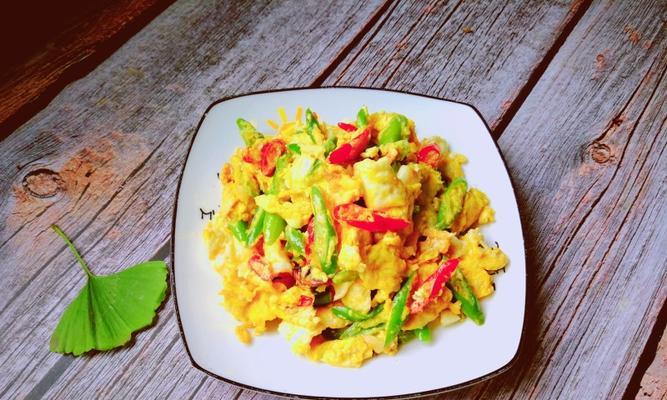 榆黄菇炒鸡蛋的健康美味做法（用榆黄菇炒出鸡蛋的多种做法，味道丰富营养丰富）-第3张图片-美味行家