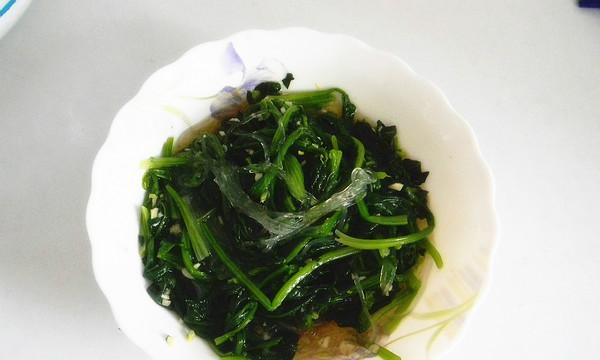 健康营养菠菜肉丝炒食法（快乐厨房自在生活）-第2张图片-美味行家