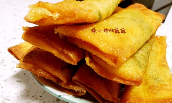 小米鸡蛋炒韭菜，营养美味俱佳的一道家常菜（用小米增加口感的做法，教你轻松炒出美味的小米鸡蛋炒韭菜）-第1张图片-美味行家