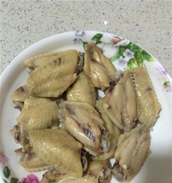 如何制作美味的香辣翅？（从选材到烹饪，教你一步步制作香辣翅！）-第3张图片-美味行家