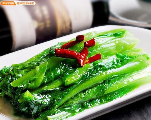 肉末油麦菜炖粉条豆泡的家常做法（用最简单的调料，营养美味炖出一道佳肴）-第3张图片-美味行家