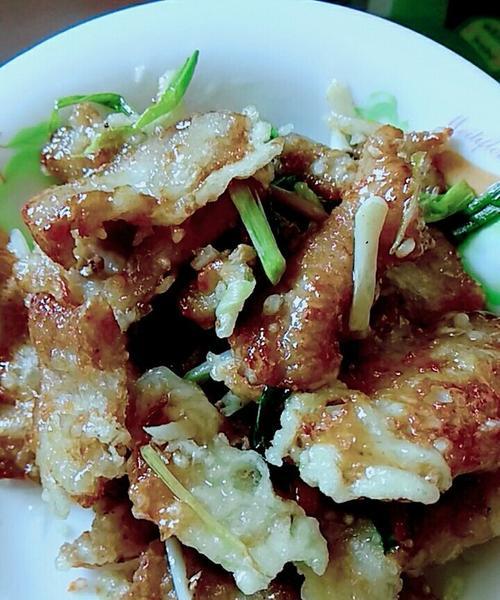 香酥锅巴肉，让你爱不释手（传统美食翻新，创意菜谱成就你的厨艺）-第3张图片-美味行家