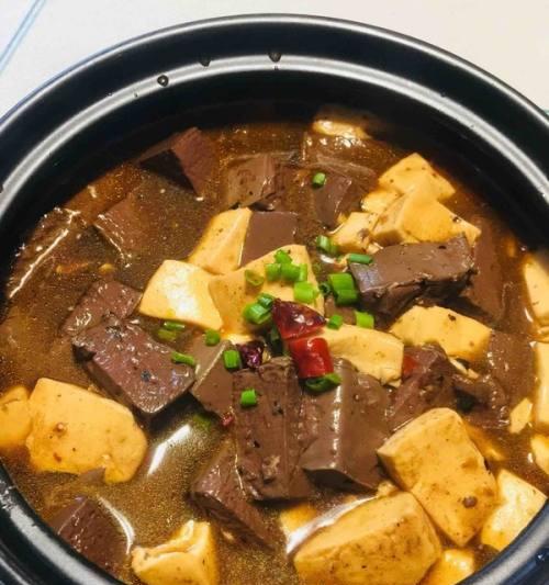烧鸭血的秘诀（如何做出香醇爽口的烧鸭血汤）-第3张图片-美味行家