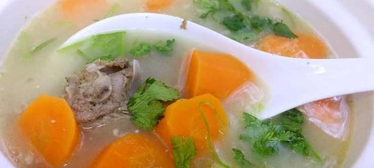 羊蝎子胡萝卜汤，美味健康的冬季暖心汤（以传统秘方制作，口感鲜美、滋补养生）-第1张图片-美味行家