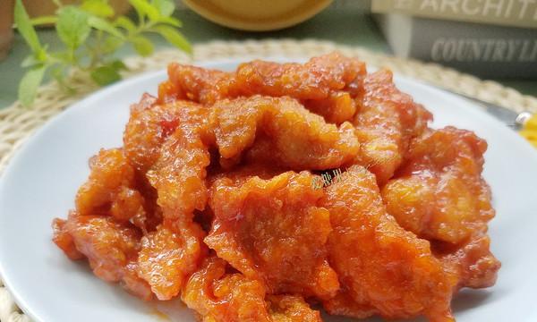 学会做小酥肉，享受美食的乐趣（掌握小酥肉的制作技巧，为家人献上美味佳肴）-第1张图片-美味行家