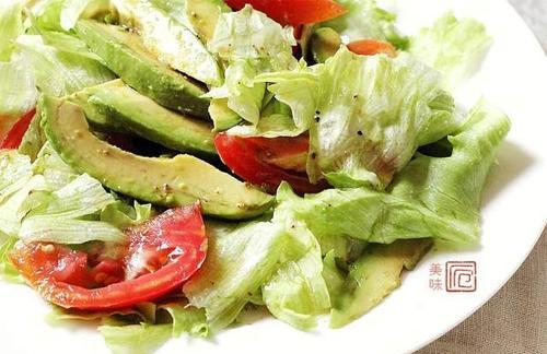 健康轻食的首选——生菜沙拉（以新鲜生菜为主打，轻盈美味又健康）-第3张图片-美味行家
