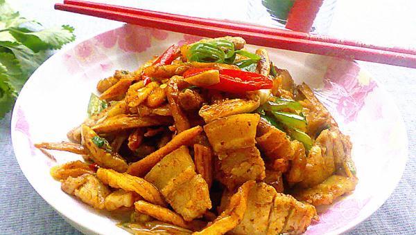 蒜蓉芥蓝炒萝卜干——健康又美味的家常菜-第2张图片-美味行家