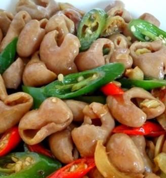 家常美食-生炒肥肠（手把手教你如何制作最佳口感的生炒肥肠）-第2张图片-美味行家