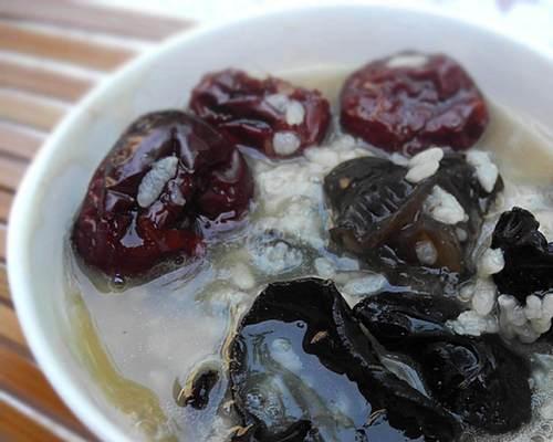 双色补血汤，让身体倍儿棒（传承古方，补血养颜）-第3张图片-美味行家