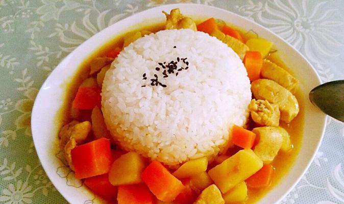 五彩娃娃咖喱盖饭，色香味俱佳的家常美食（丰富多彩的菜品搭配，让你在家也能享受正宗印度风味）-第3张图片-美味行家