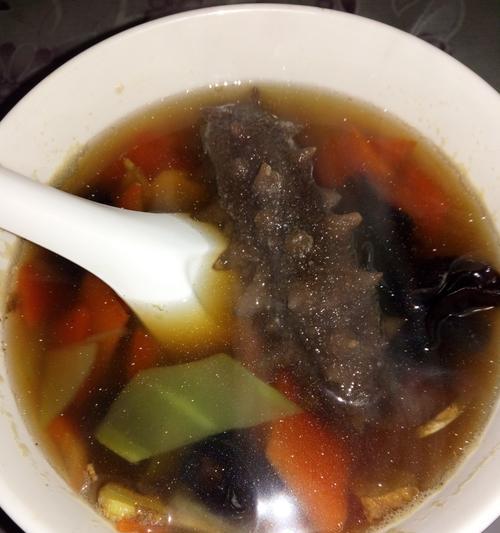 美味健康的以什锦菌汤的制作方法（搭配不同的材料，让菌汤味道更加丰富）-第3张图片-美味行家
