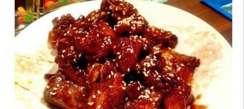 学做糖醋排骨——用土豆版口感更佳（传统美味升级，用土豆让排骨更香更嫩）-第3张图片-美味行家