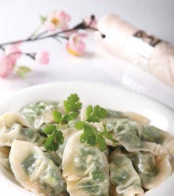 五彩饺子的制作方法（让美食和色彩同在的五彩饺子）-第3张图片-美味行家