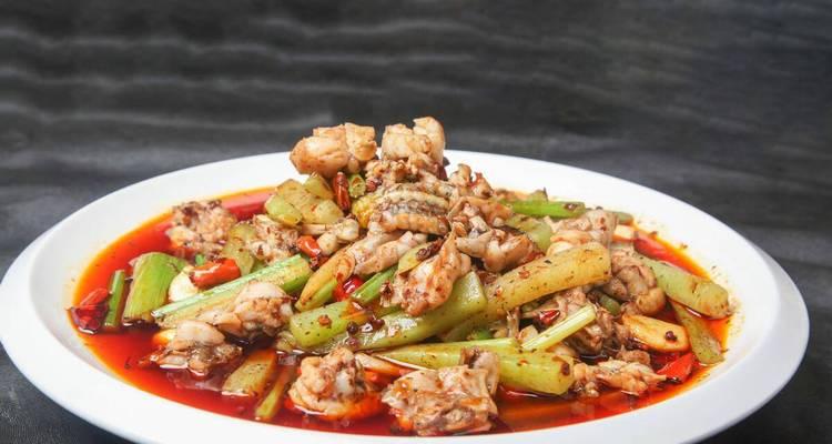 学做香辣红油牛蛙（辣味十足，肉质鲜美，吃了让你欲罢不能）-第1张图片-美味行家