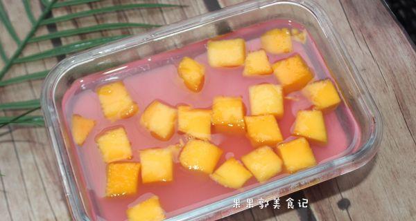 以新鲜芒果和椰浆为主材制作，美味又健康（以新鲜芒果和椰浆为主材制作，美味又健康）-第2张图片-美味行家