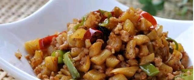 双色陈皮炒肉片，让你回味无穷（肉嫩鲜香，口感丰富，陈皮调味更香，一口接一口，不舍得停。）-第1张图片-美味行家